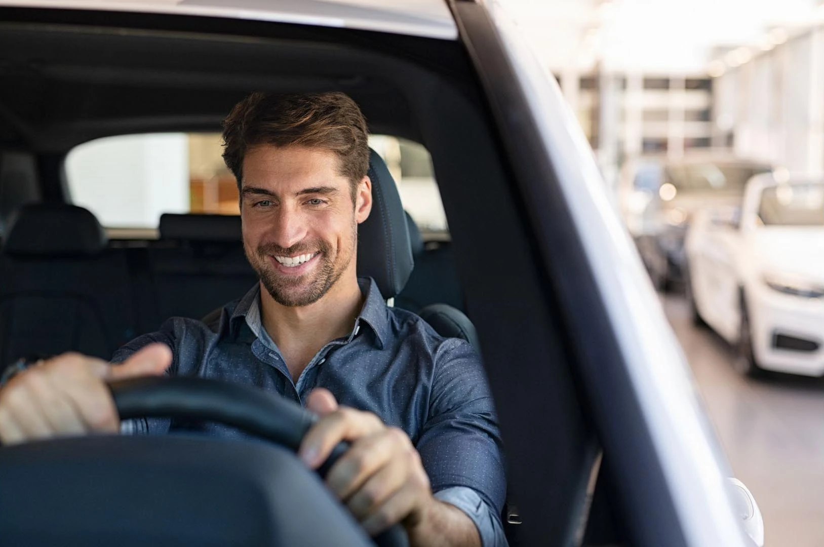 Una promo sobre ruedas: Al contratar un nuevo seguro de Auto conseguirás un 7% de descuento